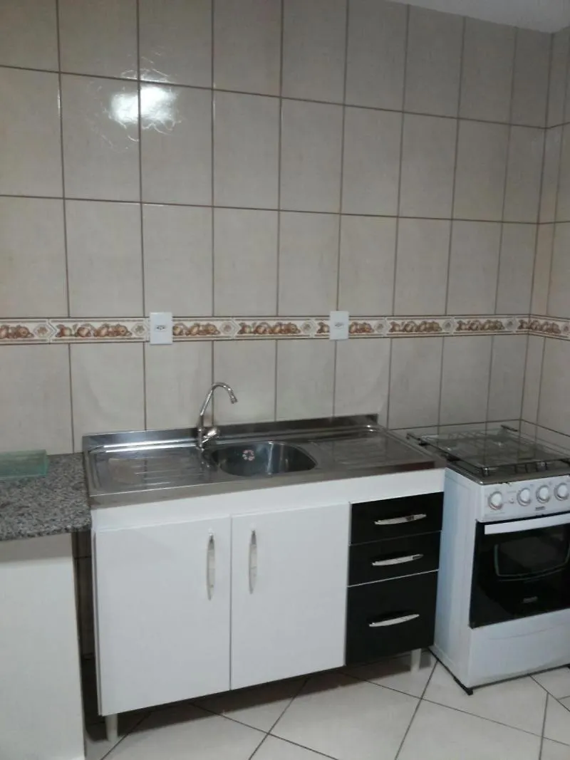 פומרוד Krohberger Residence Hostel ברזיל